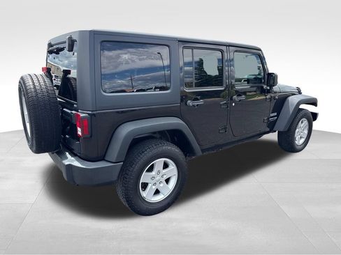 Used 2018 Jeep Wrangler Unlimited Sport S AWD/4WD image 6
