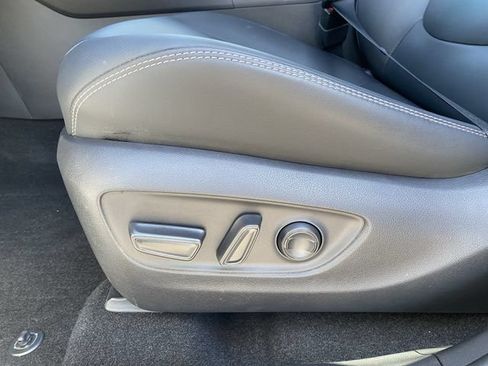 Used 2025 Toyota RAV4 XLE Premium w/ Weather Package AWD/4WD image 23