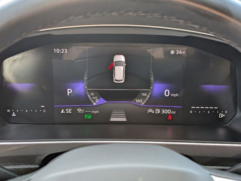 Used 2024 Volkswagen Tiguan SE image 21