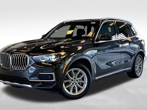 Used 2023 BMW X5 xDrive40i w/ Luxury Seating Package image 2