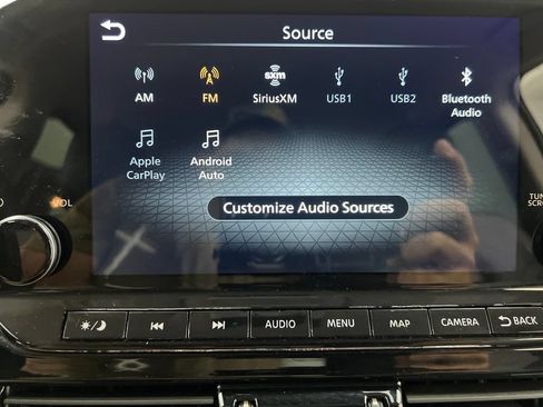 Used 2025 Nissan Pathfinder SL FWD image 66