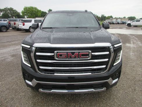 New 2026 GMC Yukon XL Elevation w/ Elevation Premium Package AWD/4WD image 10