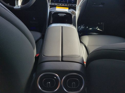 Certified 2026 Mercedes-Benz GLC 300 image 12