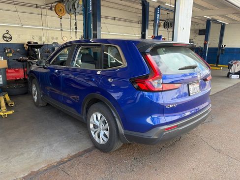 Used 2024 Honda CR-V LX image 10