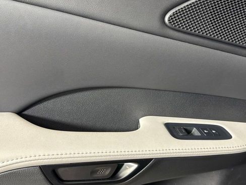 Certified 2025 Lexus RX 350 Premium Plus image 24