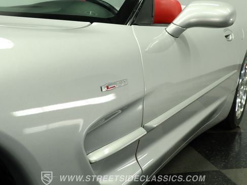 Used 2001 Chevrolet Corvette Grand Sport w/ Preferred Equipment Group2 RWD image 22