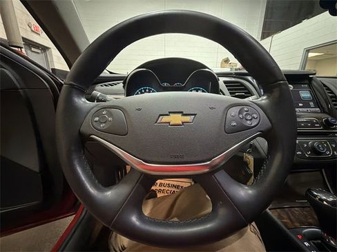 Certified 2015 Chevrolet Impala LT image 14