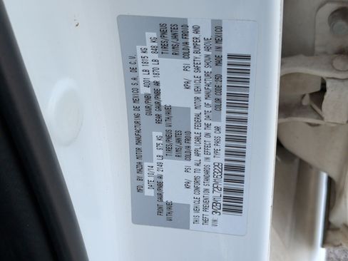 Used 2015 MAZDA MAZDA3 i Touring w/ Technology Package FWD image 39