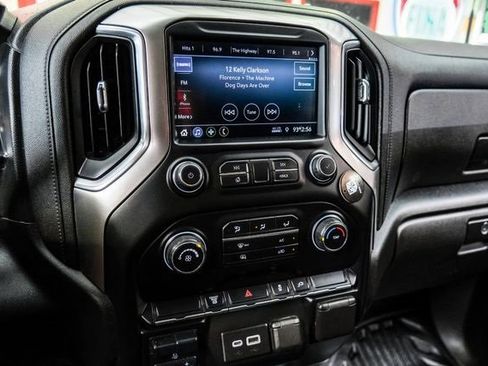 Used 2021 Chevrolet Silverado 3500 LT image 23