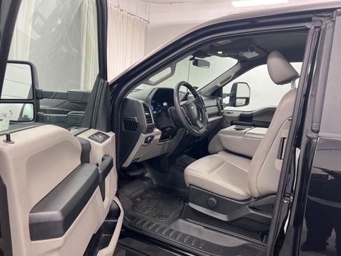 Used 2021 Ford F350 XL w/ Power Equipment Group image 10