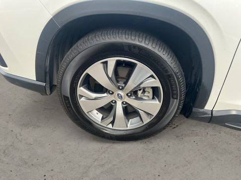 Used 2021 Subaru Ascent Premium w/ Convenience Package AWD/4WD image 9