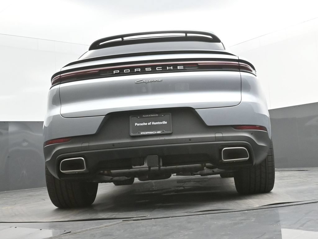 Certified 2026 Porsche Cayenne E-Hybrid Coupe AWD/4WD image 33