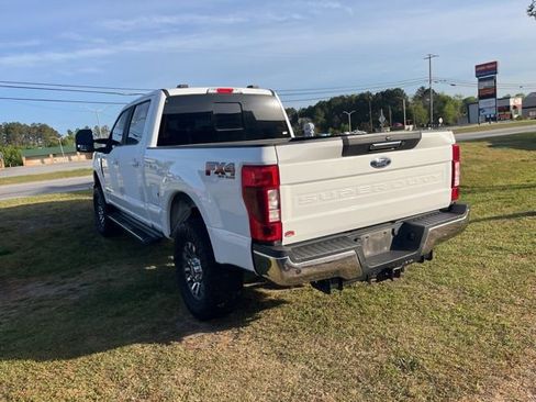 Used 2021 Ford F250 Lariat w/ Lariat Value Package image 3