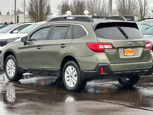 Used 2019 Subaru Outback 2.5i image 6