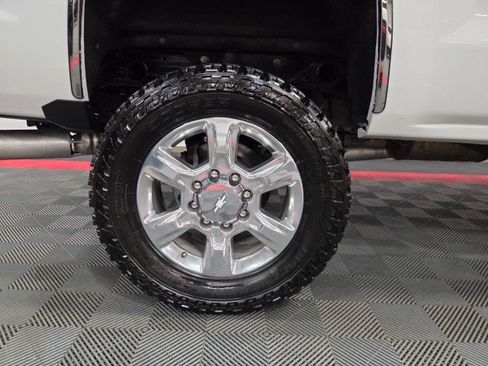 Used 2019 Chevrolet Silverado 2500 LTZ w/ Duramax Plus Package AWD/4WD image 96