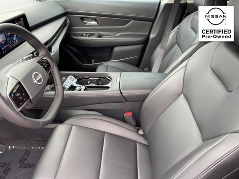 Certified 2025 Nissan Murano SV image 18