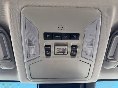 Certified 2022 Toyota RAV4 Limited image 24