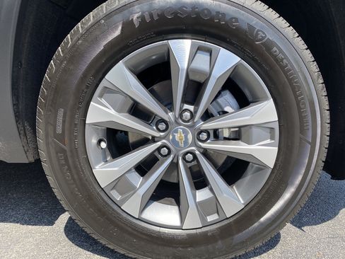 Used 2027 Chevrolet Equinox LT FWD image 39