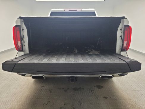 Used 2021 GMC Sierra 1500 SLT AWD/4WD image 29