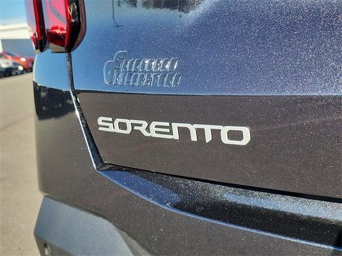 New 2026 Kia Sorento S image 6