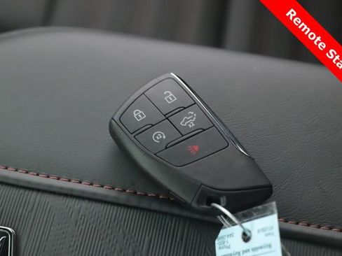 Used 2026 GMC Sierra 2500 AT4X image 3