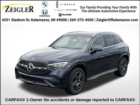 Used 2024 Mercedes-Benz GLC 300 4MATIC image 1