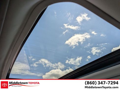 Certified 2024 Toyota Sienna Limited AWD/4WD image 29