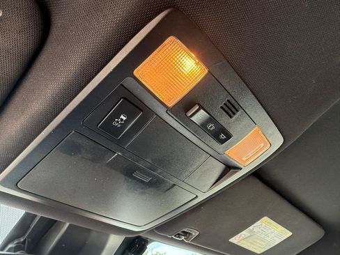 Used 2018 Toyota Tacoma TRD Sport w/ Technology Package AWD/4WD image 18