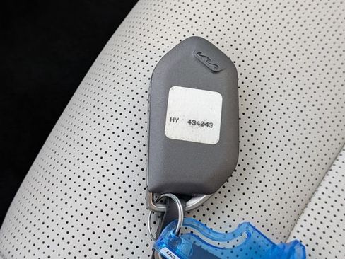 New 2026 Kia Sorento S AWD/4WD image 31