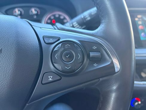 Used 2018 Buick Enclave Premium AWD/4WD image 33
