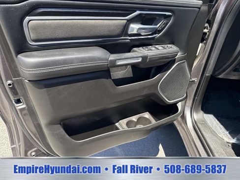Used 2023 RAM 1500 Laramie AWD/4WD image 17