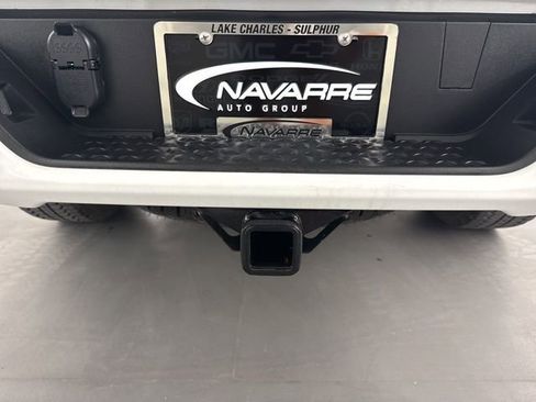 Used 2025 GMC Canyon AT4 w/ Nightfall Edition image 34