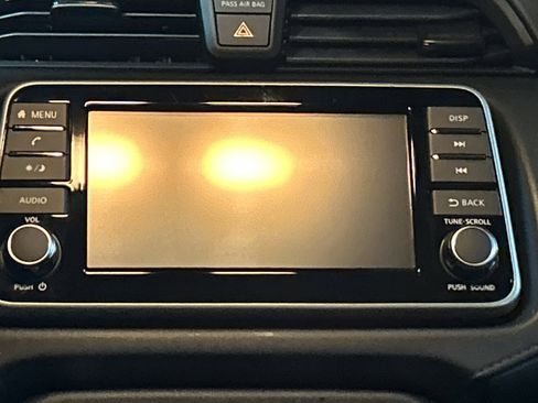 Used 2025 Nissan Versa S image 15