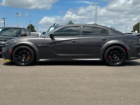 Used 2022 Dodge Charger Scat Pack RWD image 7