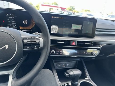 New 2026 Kia K5 LXS image 30