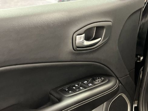 Used 2021 Jeep Compass 80th Special Edition image 15