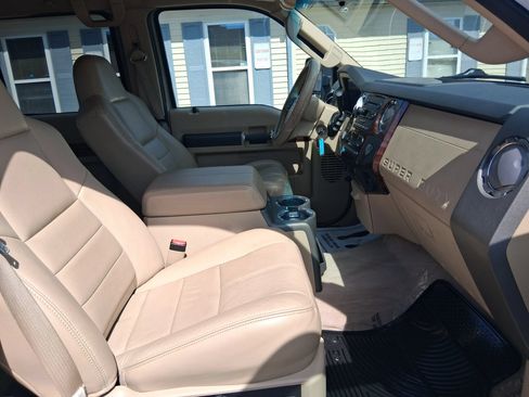 Used 2008 Ford F250 FX4 AWD/4WD image 19
