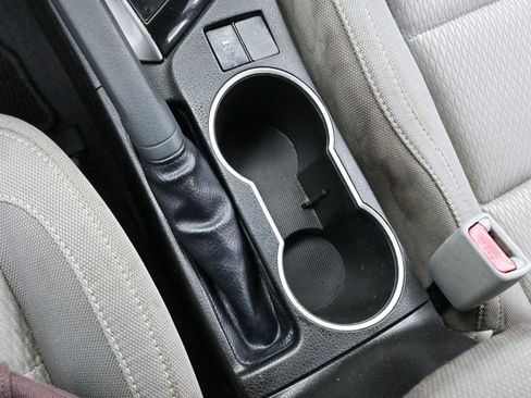 Used 2014 Toyota Corolla LE image 18