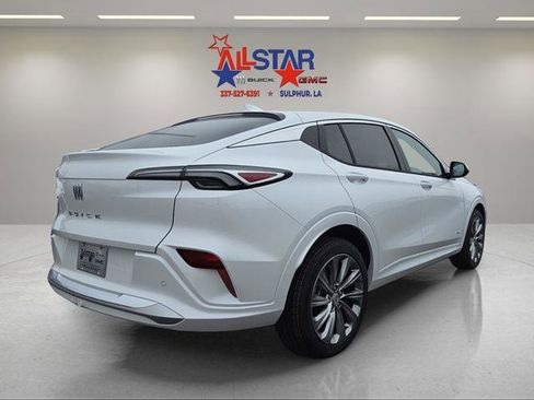 New 2026 Buick Envista Avenir image 7