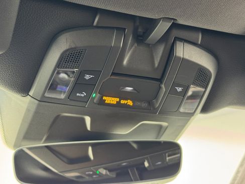 Used 2025 Porsche 911 Carrera image 36