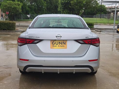 Used 2020 Nissan Sentra SV w/ Trunk Package FWD image 4