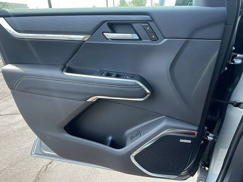New 2027 GMC Acadia Elevation w/ Black Edition FWD image 27