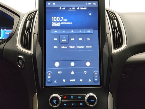 Used 2023 Ford Edge SEL w/ Convenience Package image 25