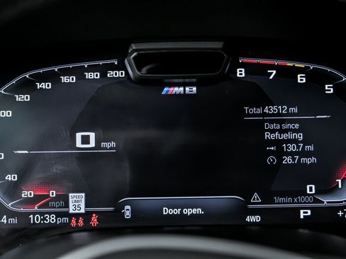 Used 2022 BMW M8 Competition w/ M Carbon Exterior Package AWD/4WD image 27