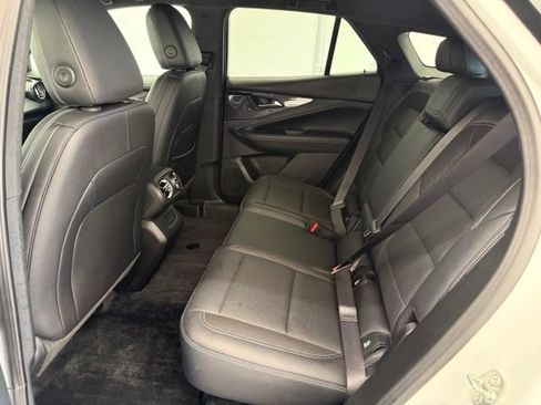 Used 2025 Chevrolet Blazer EV LT AWD/4WD image 19