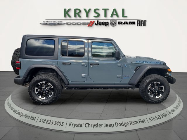 Used 2024 Jeep Wrangler Unlimited Rubicon 4xe w/ Convenience Group AWD/4WD image 8