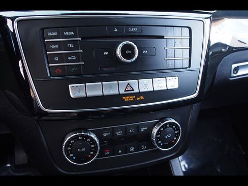 Used 2018 Mercedes-Benz GLS 450 4MATIC image 32