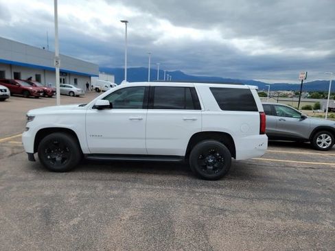 Used 2019 Chevrolet Tahoe LT w/ Luxury Package RWD image 8