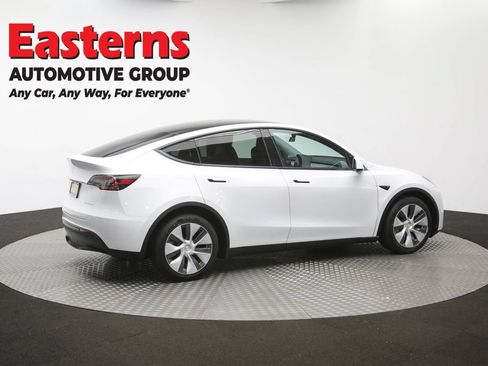 Used 2021 Tesla Model Y Long Range AWD/4WD image 37