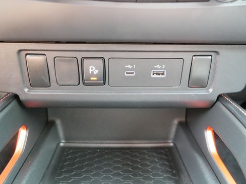Certified 2023 Nissan Frontier PRO-4X w/ Technology Package AWD/4WD image 31